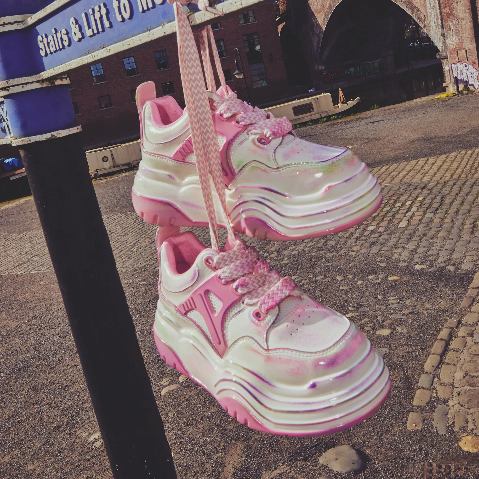 Kaleidoscopic Platform Trainers - Rainbow