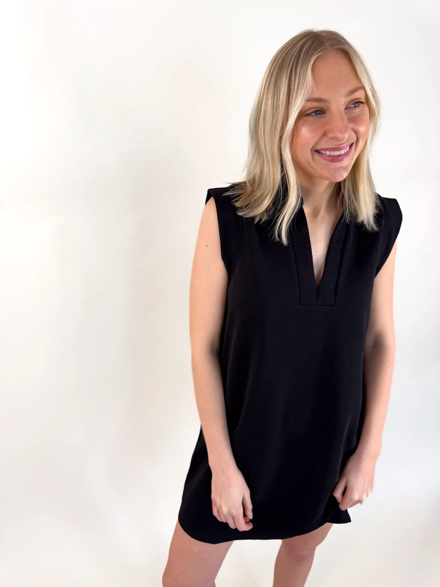 Penelope Sleeveless Collared Dress