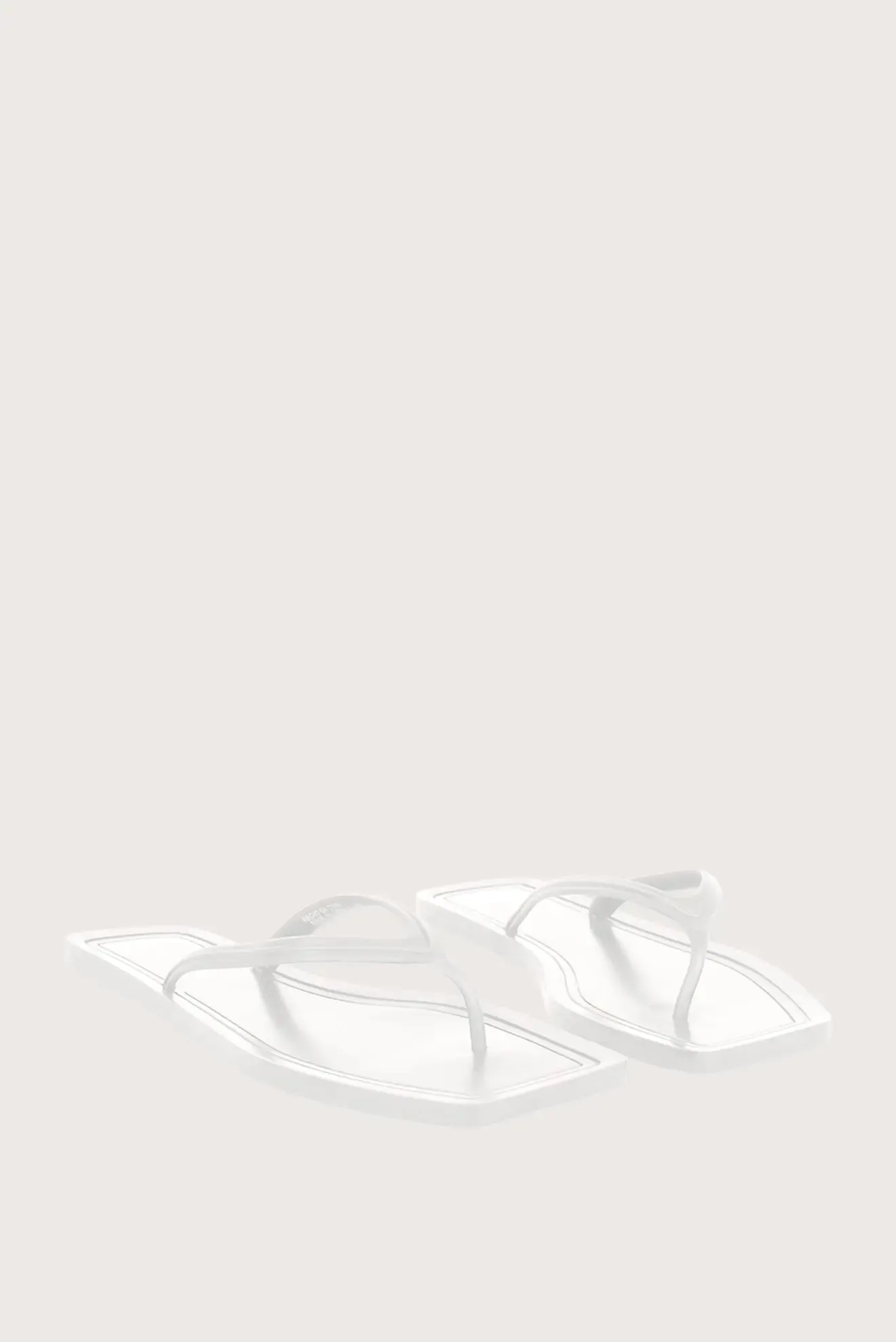 VRIESEA WHITE SANDALS